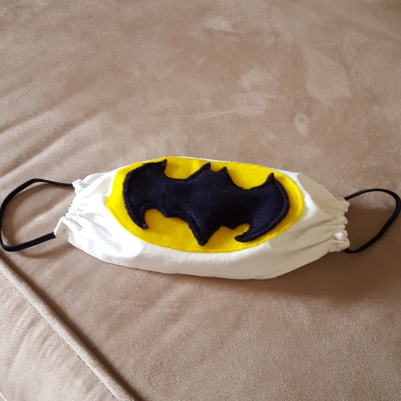 Child's Batman Face Mask. - Picture 1 of 6
